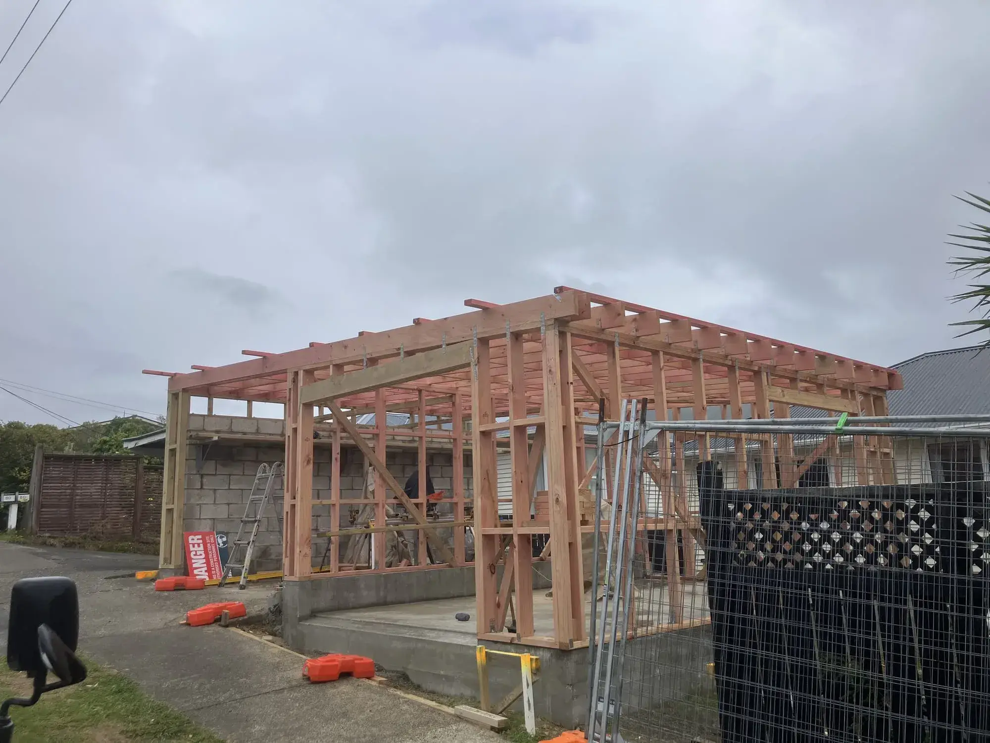 Tawa Garage, photo 6